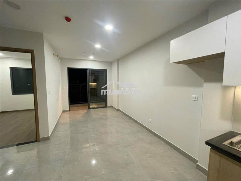 Cho thuê căn 1pn+, 1wc, 42m2, view đẹp, legacy central