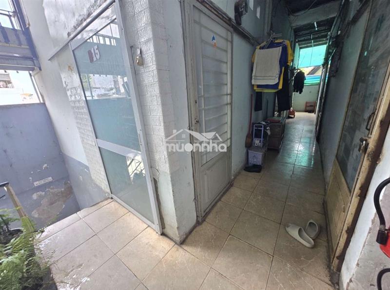 Phòng 19m2(gác lững,đúc)wc,nấu ăn đc giờ tựdo gần chợ,hv cán bộ bđtúy