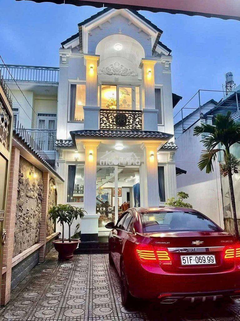 Biệt thự mini 7,2m x 28m. mặt tiền nhánh tân thới hiệp 21. gần bv q12