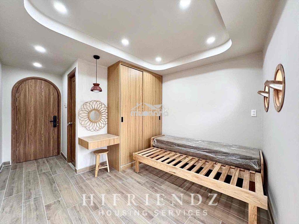 Studio tách bếp - nguyễn thái sơn - mới 100% có ban công - 2