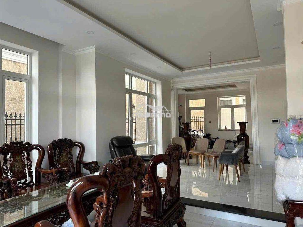 Biệt thự ngay phố đi bộ  bạch đằng 10x25m 1 trệt 2 lầu có thang máy - 4