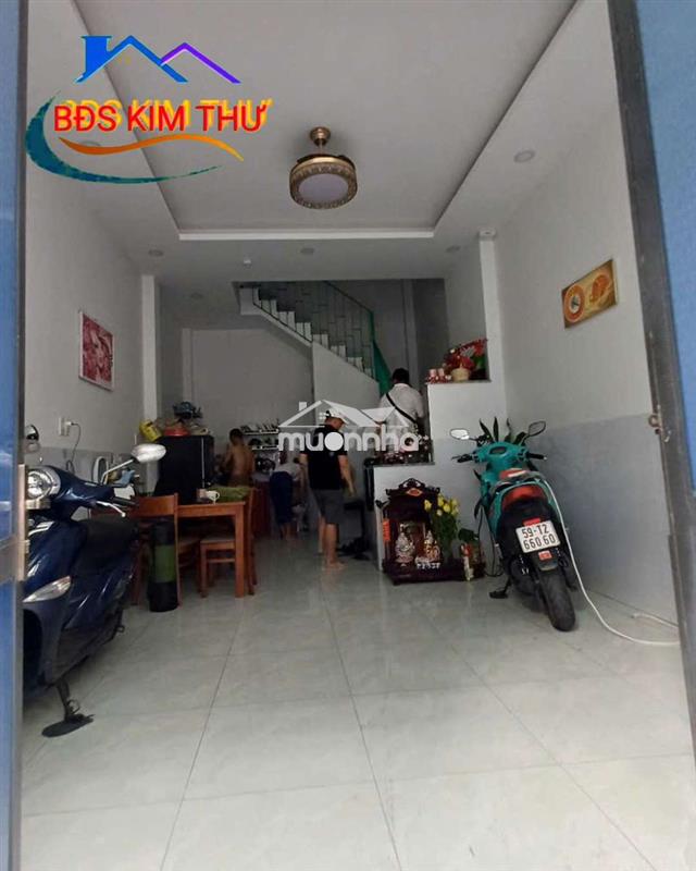 ✅Nhà đẹp giá rẻ 2lầu sân thượng 2pn 3wc ,mã lò
