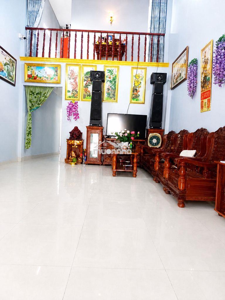Cho thuê nhà mặt tiền ngay chợ - kinh doanh thuận lợi - chỉ 12tr/tháng - 2