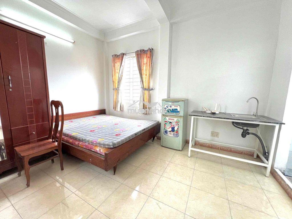 Còn 2 phòng tại trệt và lầu 1, 22m2 khép kín, giá 4.5 triệu - 2
