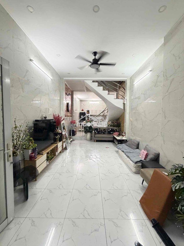 Bán nhà đường phan văn trị-gần chợ- gần trường đại học