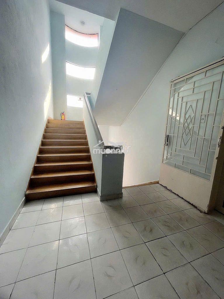 Bán căn 2pn chung cư 750/1bis nguyễn kiệm p4 pn 60m2 1wc giá 3,35 tỷ - 2