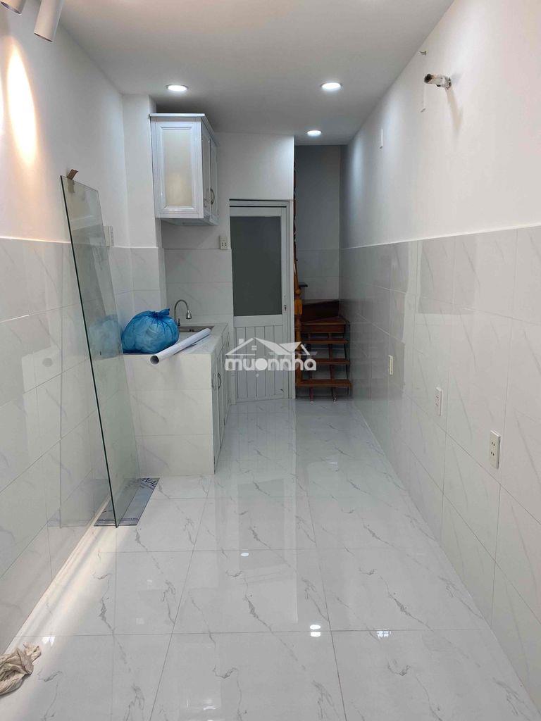 Nhà shr hẻm xe hơi cặp hông bệnh viện tân hưng - Ảnh 4