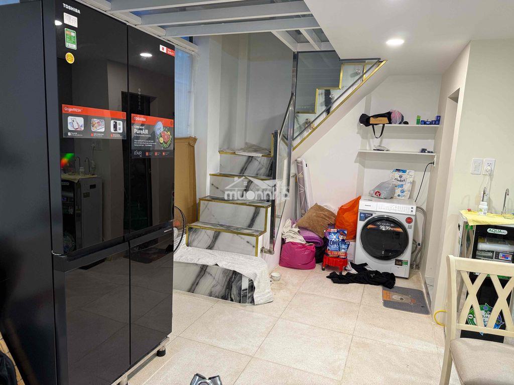 Thuê nhà nguyên căn hẻm 4m bến vân đồn, nội thất đầy đủ máy lạnh… - 4
