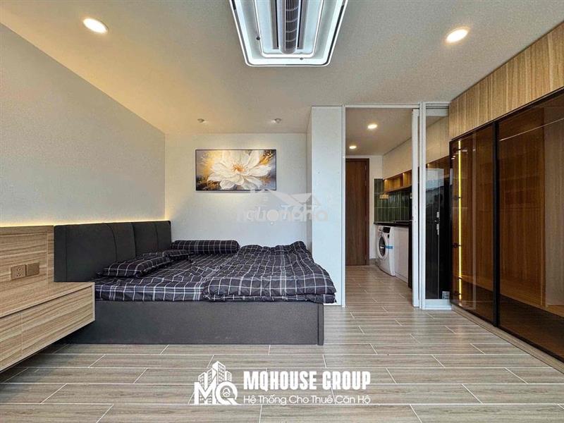 Thuê căn hộ 1pn, rộng 42m2, ngay ngã tư hàng xanh, đinh bộ lĩnh