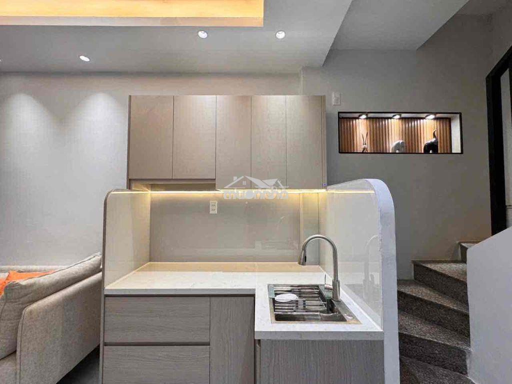 Nhà 3 tầng phú nhuận - cách mặt tiền 1 căn - 4