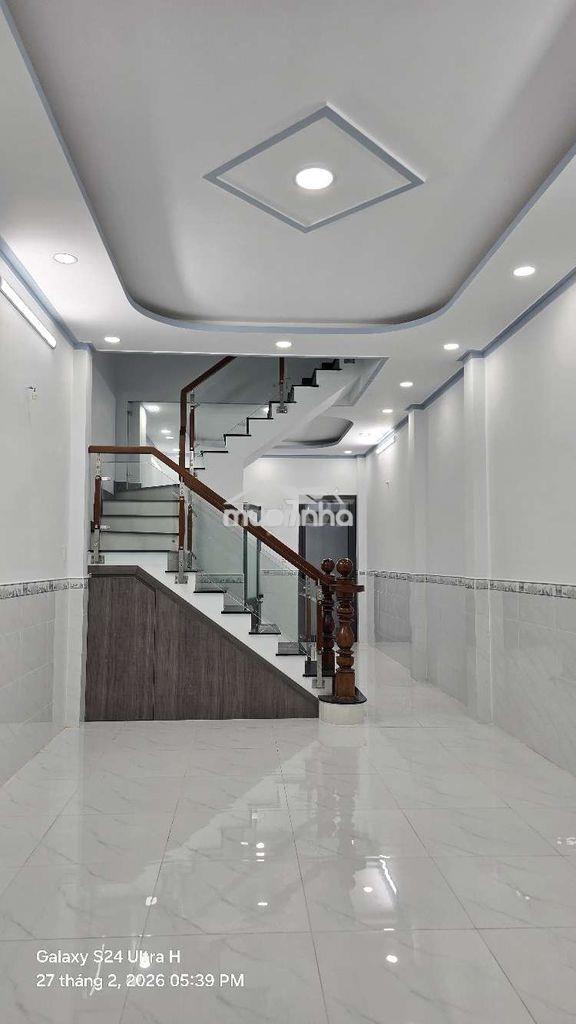 🧣Ccg bán nhà 1trệt 1lầu 3pn 2wc sổ hoàn công