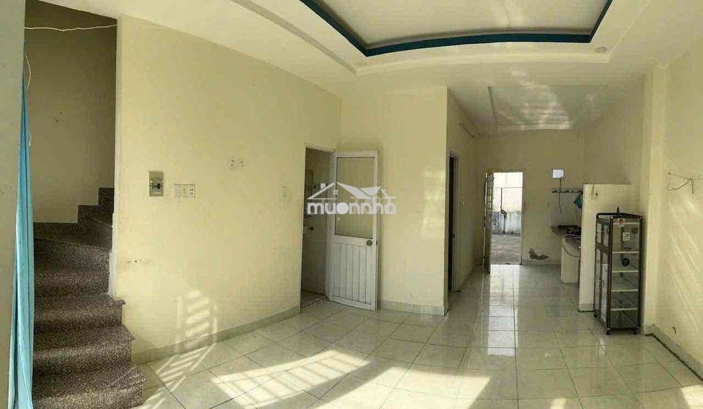 Nhà cho thuê 6tr nguyên căn hẻm 8met gần mặt tiền dg lê văn lương - 4