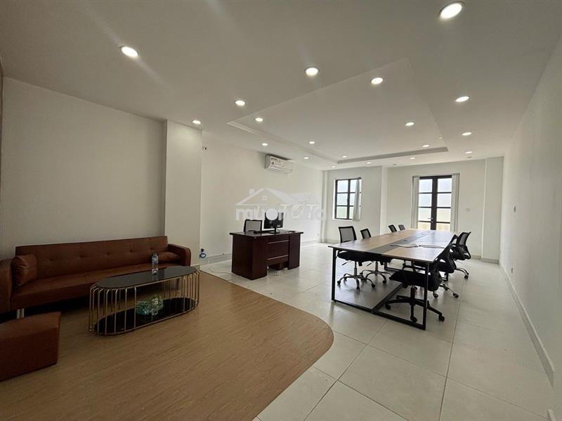  Văn phòng cityland sẵn nội thất
