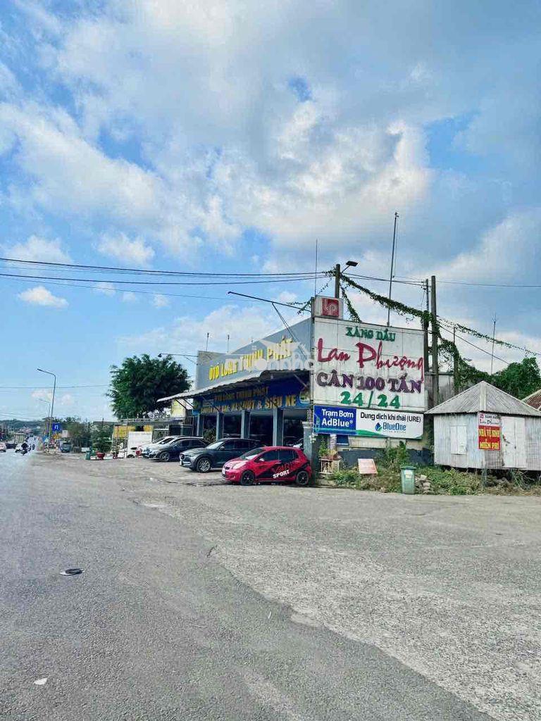 Trung tâm long khánh 📐3 mặt tiền đường tại lê hồng phong giá 260(nhht)