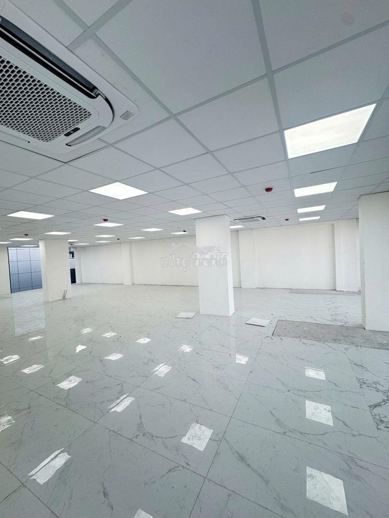 Sàn mới đẹp vp cmt8 quận 10 gần hà đô gía 39tr khu vực sầm uất nhất