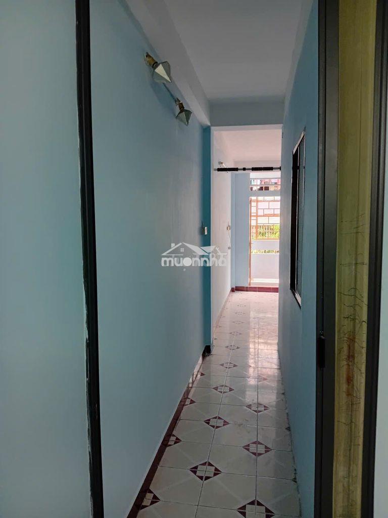 Cho thuê nguyên căn chung cư phường 03 quận 4 - 50m2 - 4