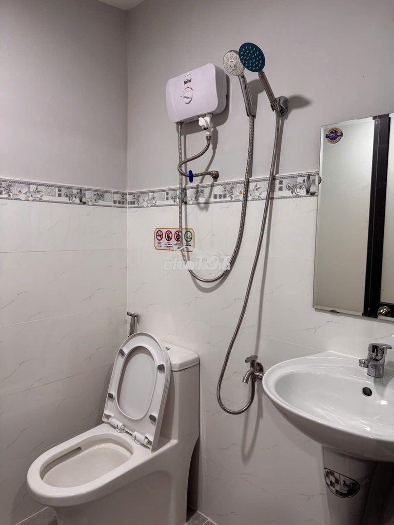 Phòng tam bình full nội thất mới toanh đủ mọi tiện ích xung quanh - 2