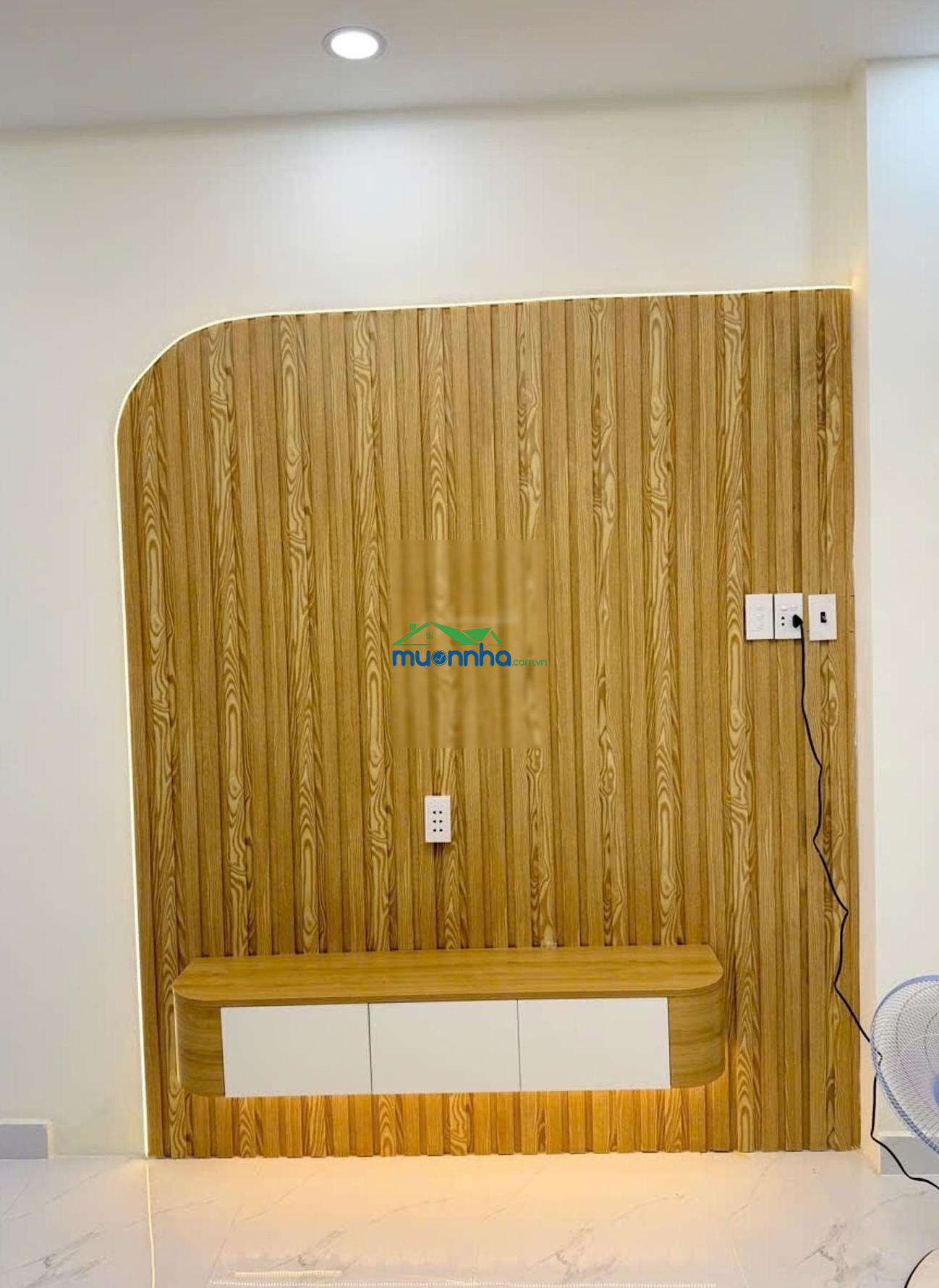 Nhà đẹp dương bá trạc, kế quận 1, 3 tầng btct, dts 132m², hẻm rộng, full nội thất