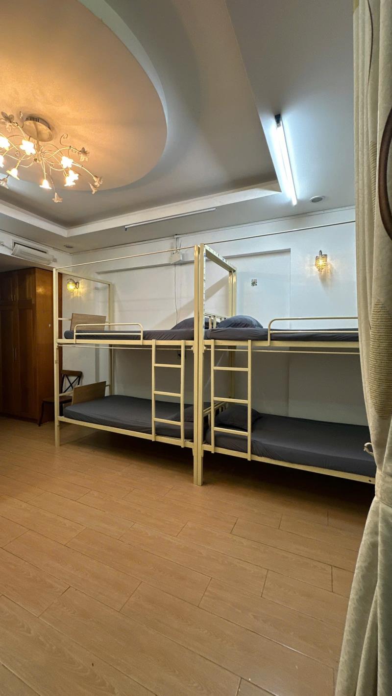Cho thuê kí túc xá từ 1tr7/người ( có rèm che mỗi giường nha ) - 4