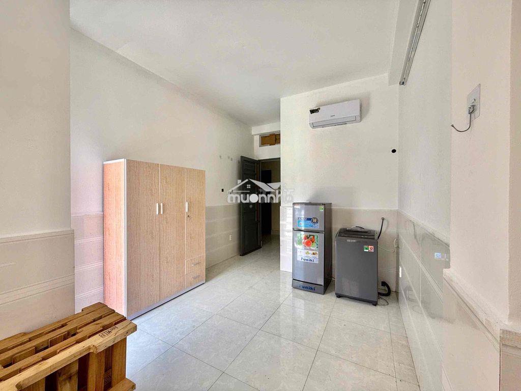 Giá siêu tốt!! studio balcon 20m2 thoáng mát có nt ngay cao thắng q3 - 2
