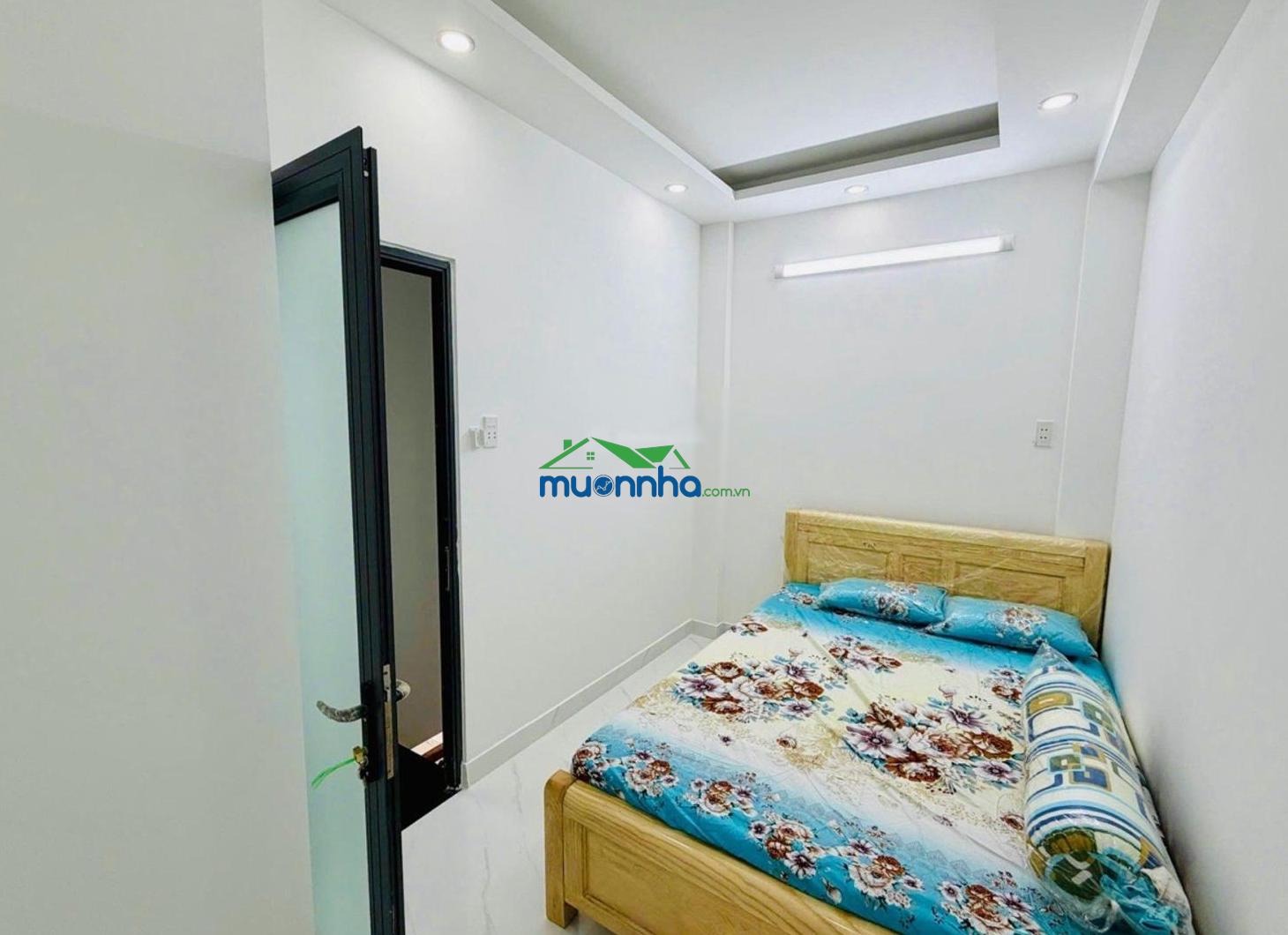Gần chợ gò vấp và đh cn tphcm, nhà 2 tầng 2 pn xe hơi đậu cửa.. chỉ 4tr5/ thg lng