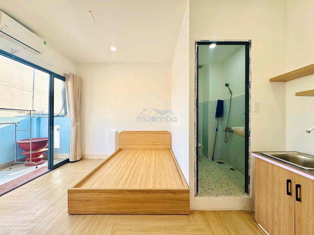 Phòng ban công view siêu đẹp siêu sang gần aeonmall đh công thương - 3