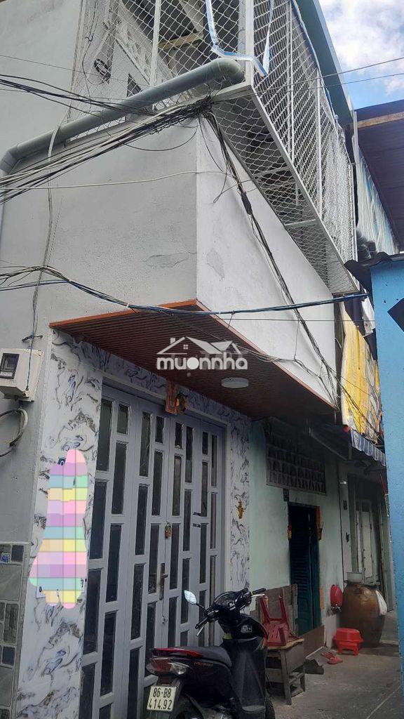 14m2 (3,2×4,5) giá thương lượng 2.3 tỷ tuệ tĩnh quận 11 hẻm ba gác ib