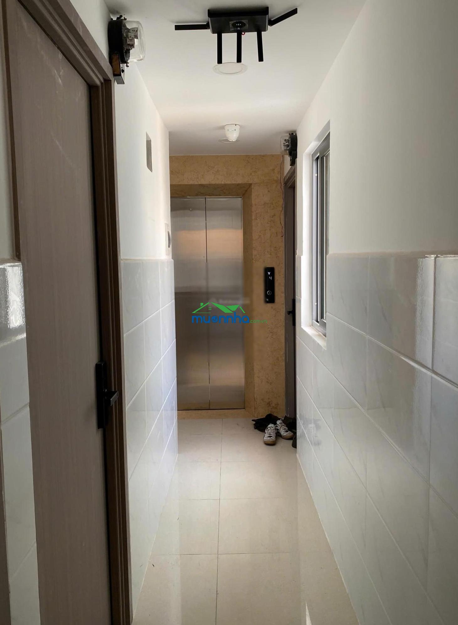 Bán nhà hoàng hoa thám, dt : 8mx25m, cn : 180m2, kc : hầm + 5 tầng- tn : 180tr/th - giá : 35 tỉ. - 4