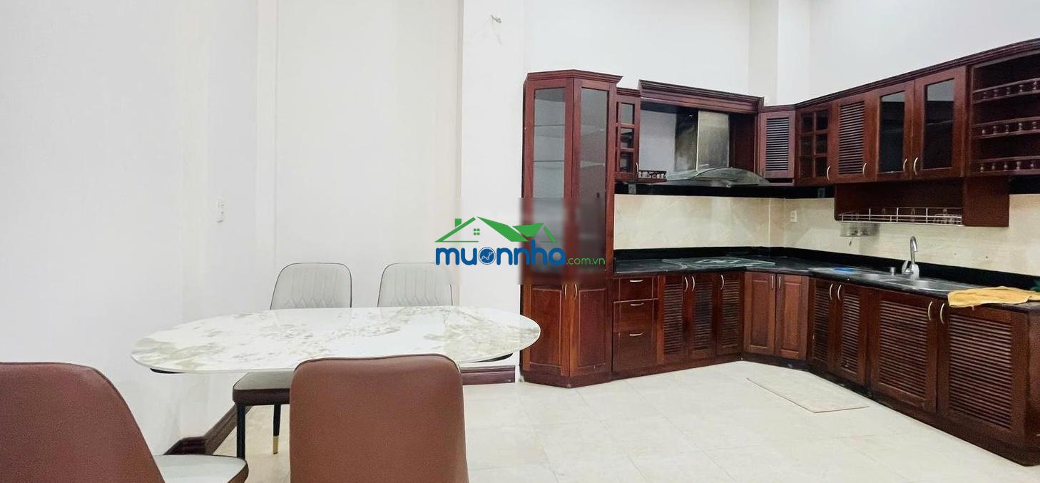 Nhà hxh sát mặt tiền trần hưng đạo quận 5 dt 43m2 xây 4 lầu bề ngang 4.8m shr kdoanh chỉ 15.8 tỷ