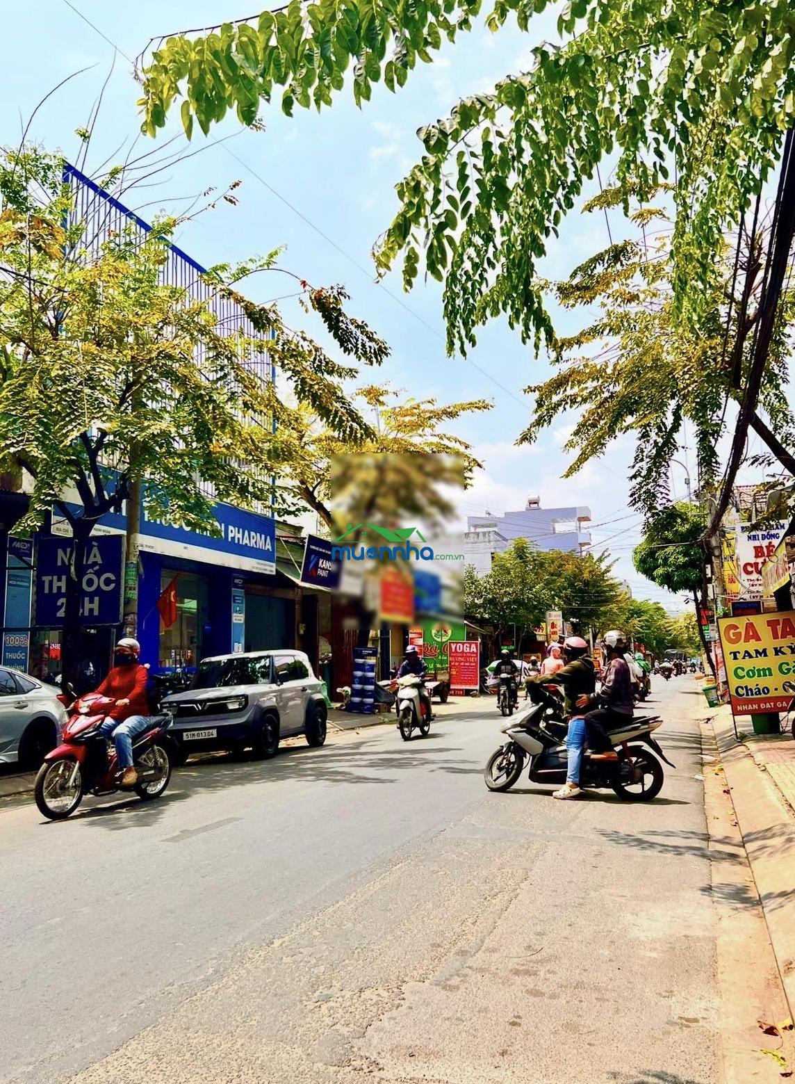 Ngay mặt tiền gò xoài- xe hơi tránh- 4 tầng xây mới- chỉ 5.xxt - 4