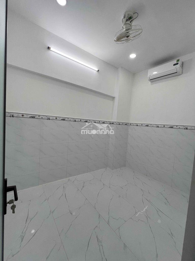 Nhà mới rộng thoáng mát - 4