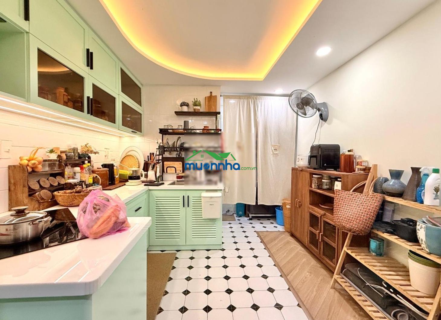 Hẻm ô tô - 47m² - ngã tư hàng xanh - full nội thất - nhỉnh 5 tỷ