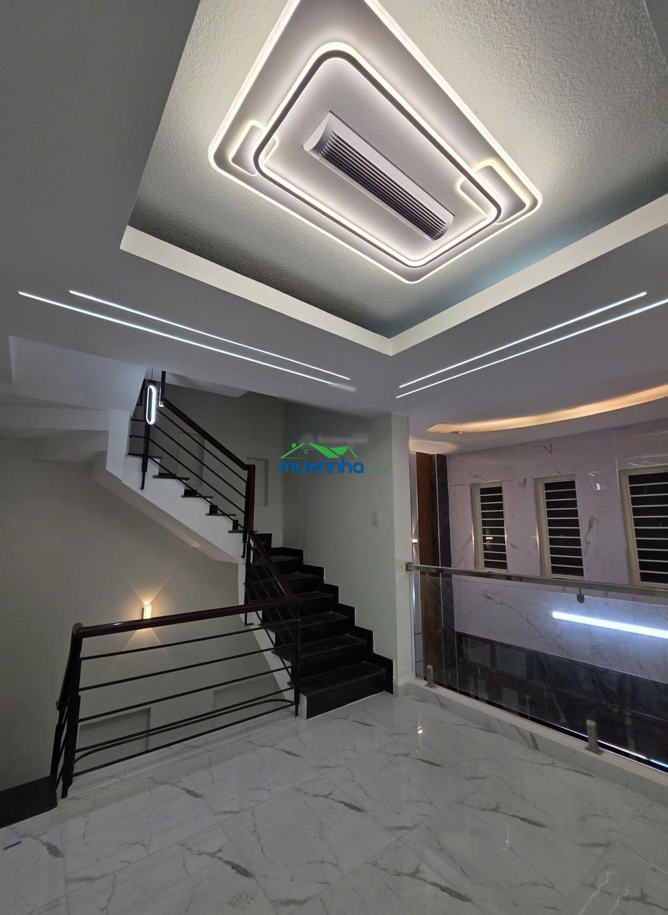 Quận 11 # hạ giá chào mới 8.6 tl bán nhà 5 tầng hxh lạc long quân. dt:(4.3 x 8) 4pn.4wc - 3