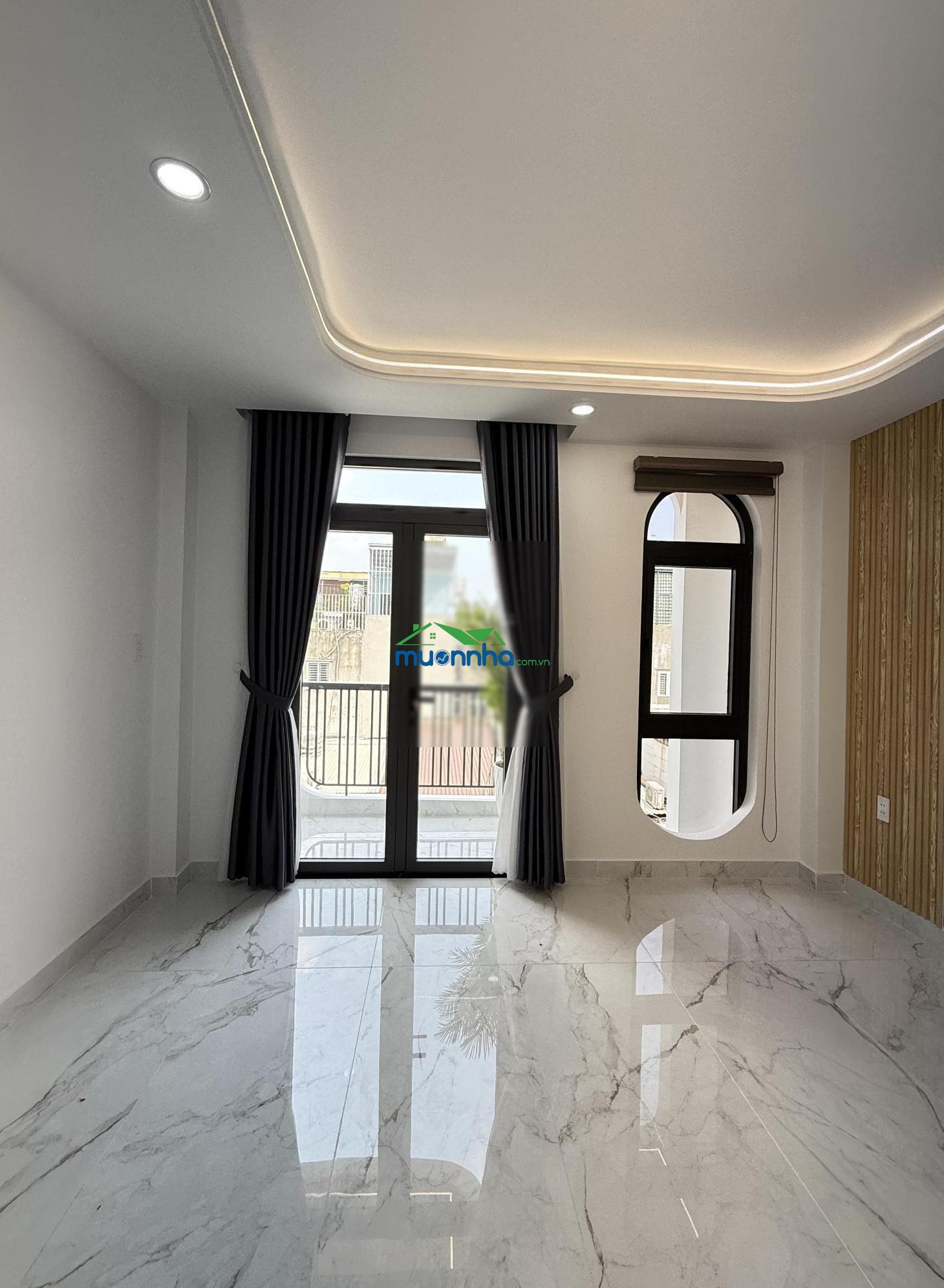 Nhà đẹp sát ngã tư ga - xây mới - đầu 6t
