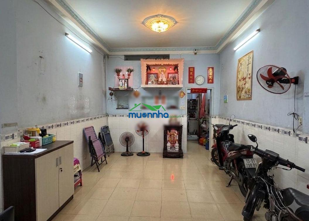 Chỉ 9,x t, y - hẻm như mặt tiền-nguyễn chí thanh - q11- ( 4m x 16m)-nở hậu 5,7m- 5 pn - 3 tầng btct - 2
