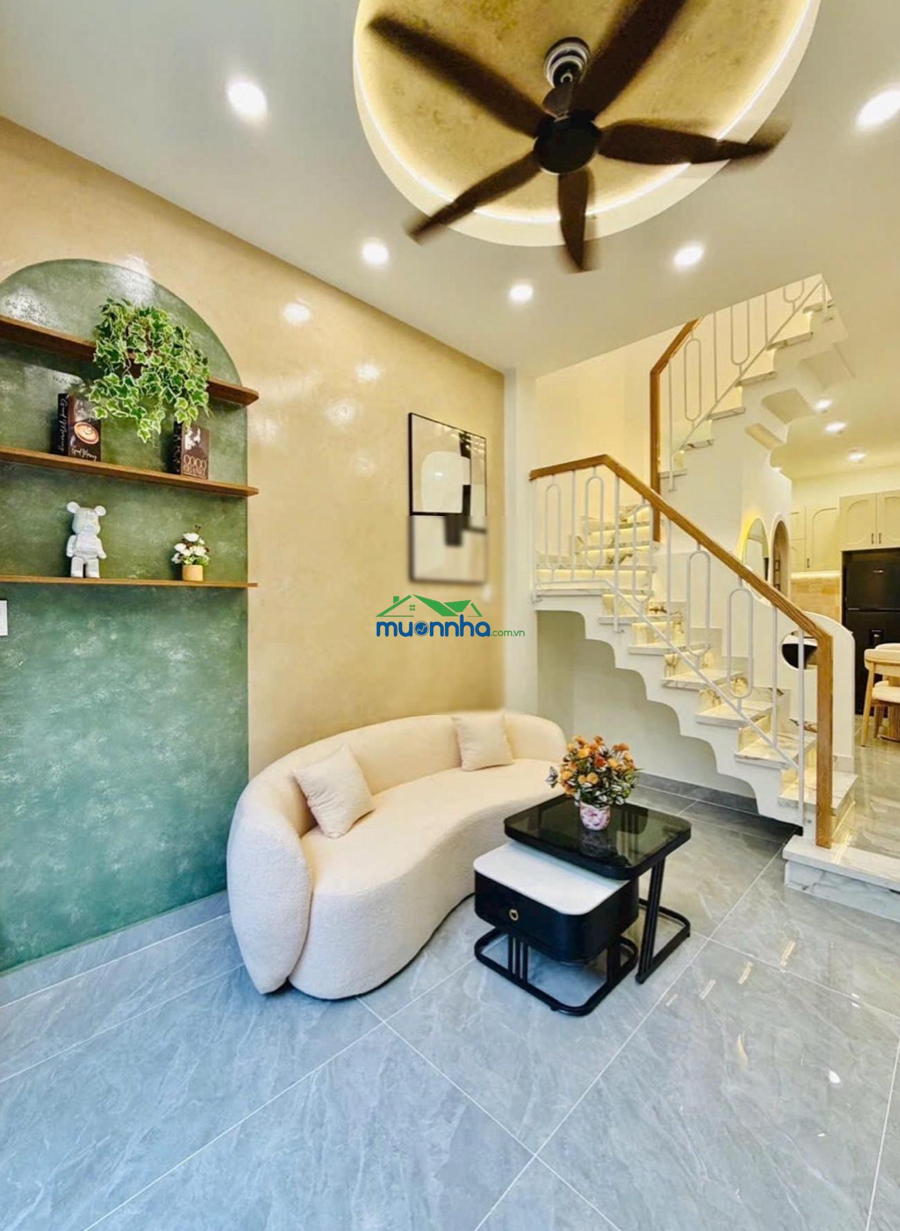 Hàng hiếm gò vấp - hẻm xe hơi - 2 tầng 32m2 vuông vức - 3pn có pn trệt - tặng nội thất - chỉ 3x tỷ