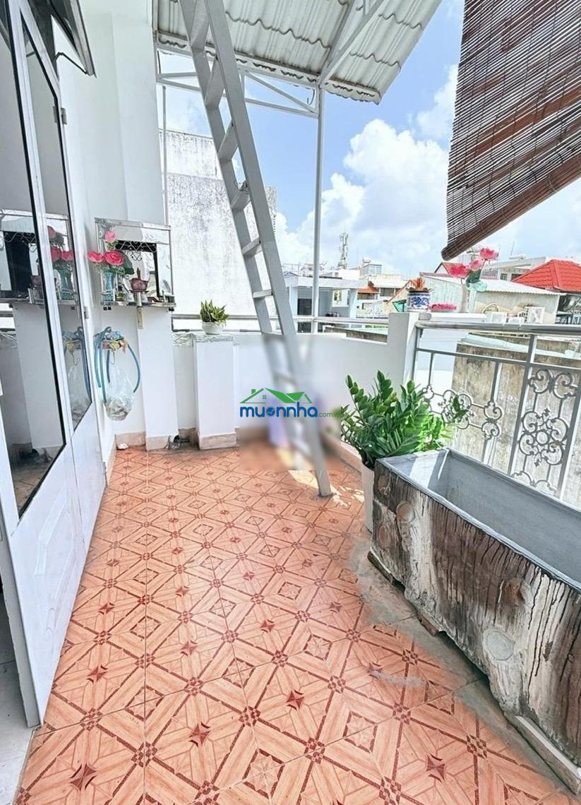 Chỉ 6.2 tỷ, 61m2 (ngang 5.1 dài 12m), 3 tầng, ngay khu bàu cát, gần ubnd q.tân bình, sổ vuông vức - 4