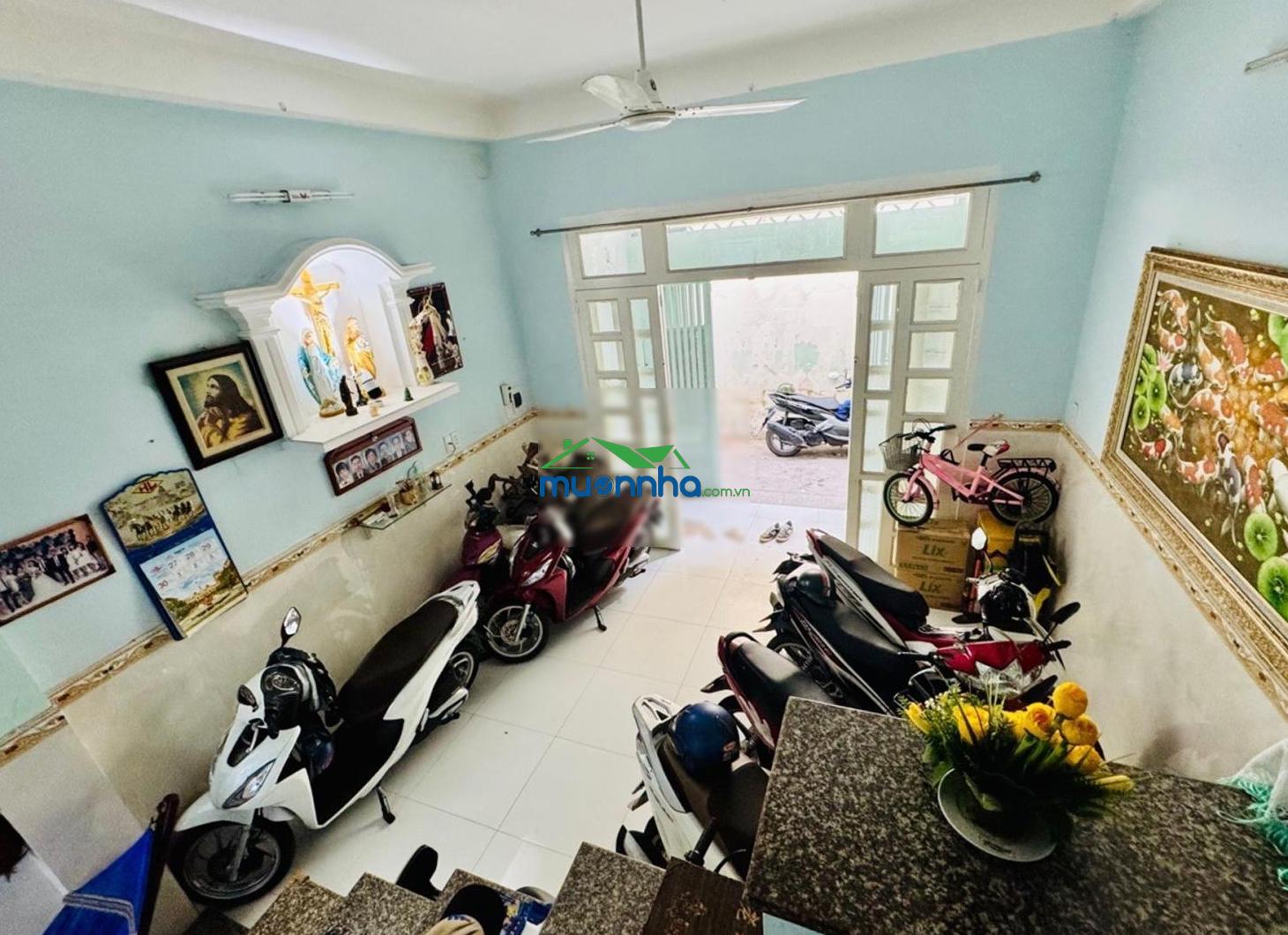 Nhà bán hàng hiếm có khu vực chủ cần bán gấp về quê - 3