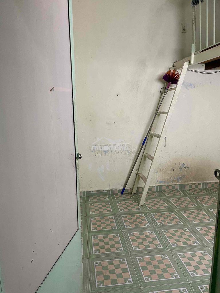 Cho thuê phòng trọ đối diện chợ hoàng hoa thám