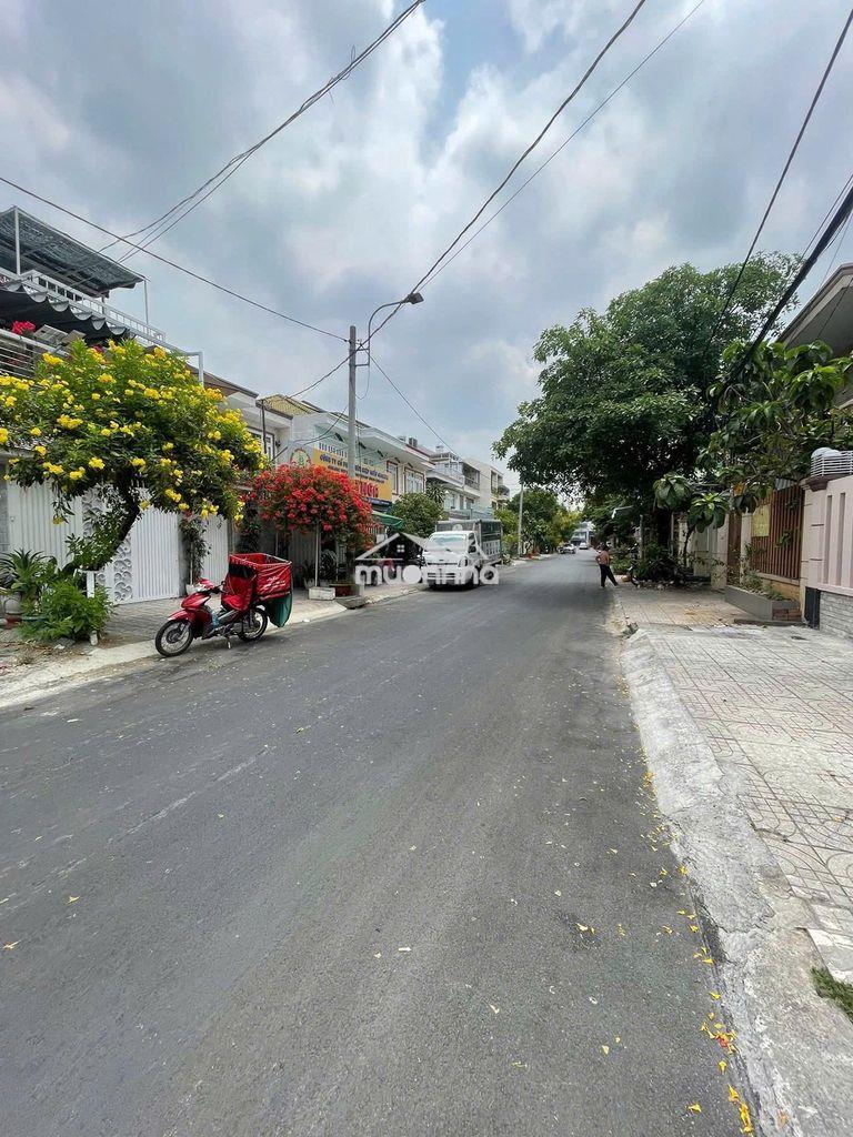 Cho thuê biệt thự ngay khu tây thạnh, tân phú. dt: 7x20m. giá 26tr