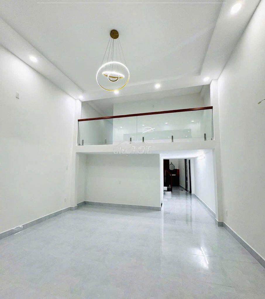 Bán nhà nguyễn tiểu la q.10| 4,5x8 - 4 t - tn: 18 triệu/th| 5,2 tỷ - 4