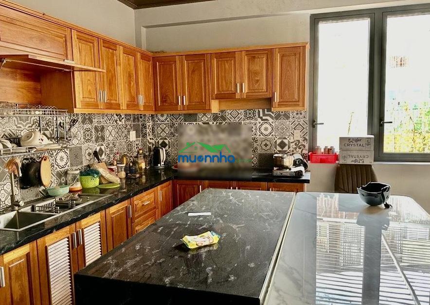 Bán nhà quận 7, thoáng mát, không gian mở, 115m2 chỉ 8 tỷ mốt