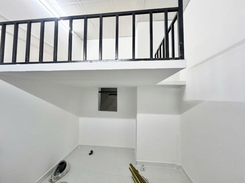 Phòng trọ có gác mới xây đường trần văn kiểu, quận 6  - 4