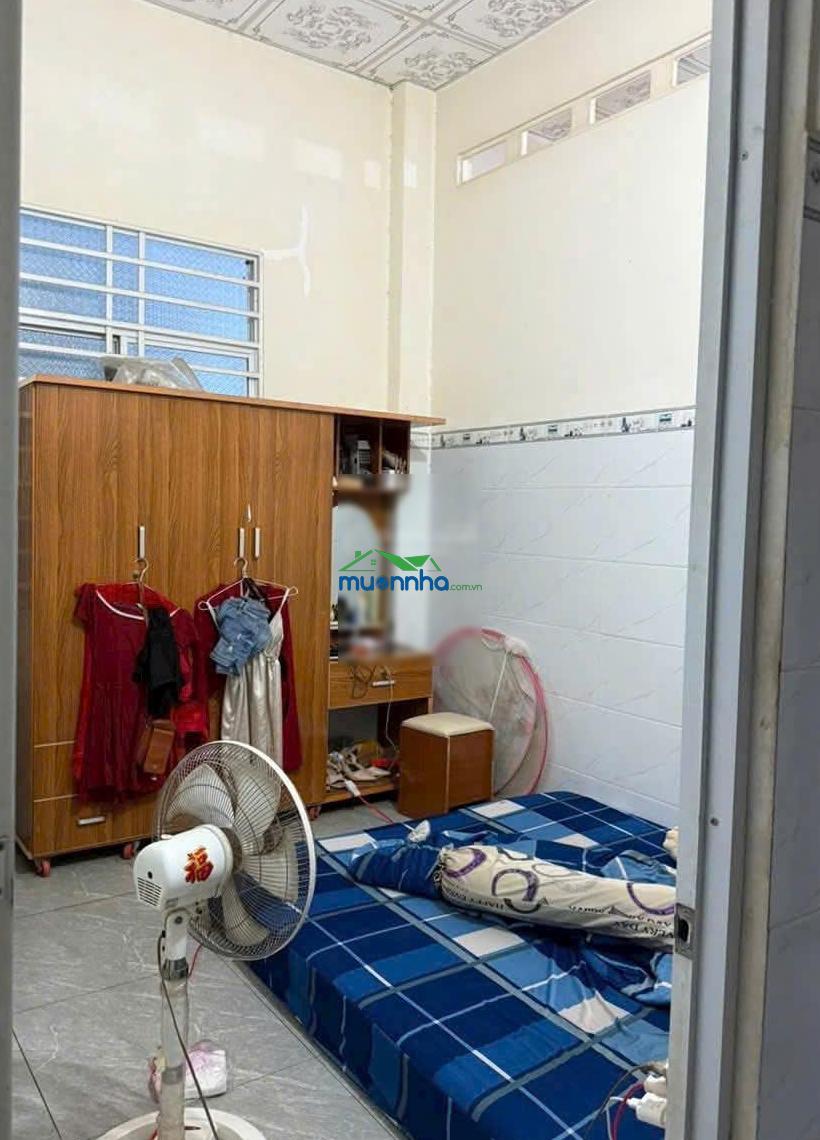 Chủ nhà cần bán gấp căn nhà 120m2 đường nguyễn thị hé tân thông hội củ chi chỉ 990tr