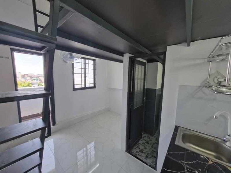 Phòng trọ cho thuê có gác máy lạnh ban công gần đại học văn hiến có thang máy - 3