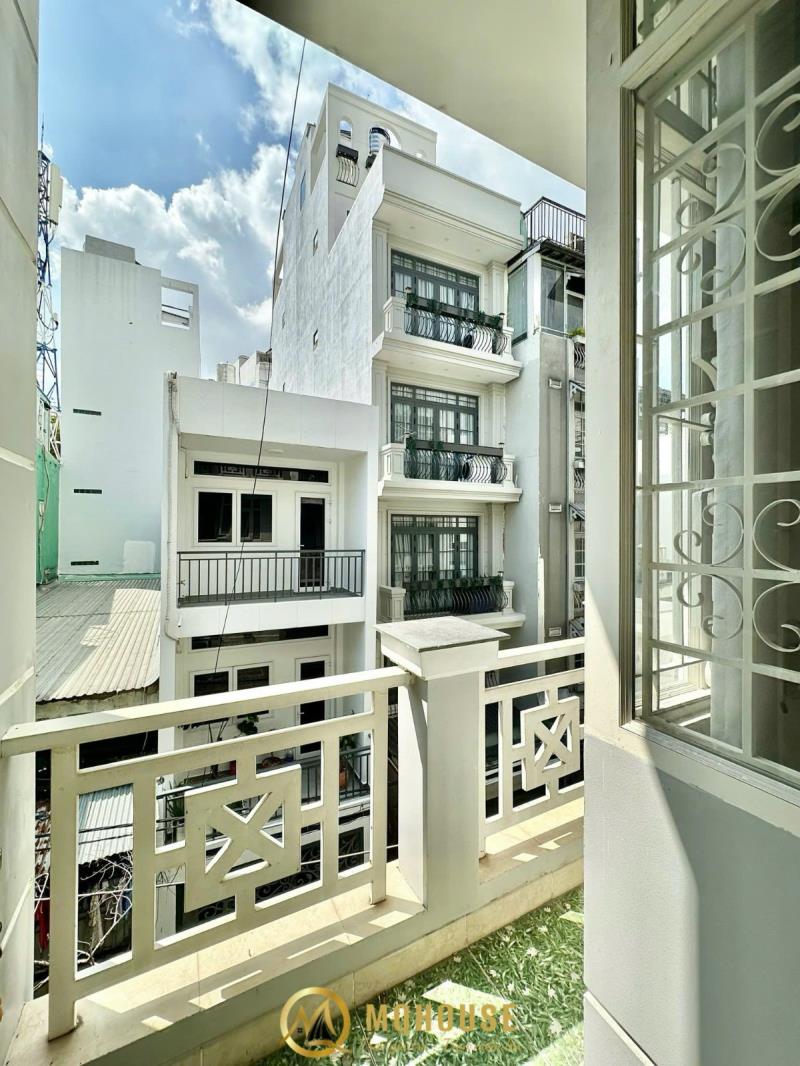 Ban công 1pn_máy giặt riêng_gần cầu thị nghè_quận 1_lê duẩn_cầu bason_ngã tư hàng xanh_trường sa bờ kè - 4