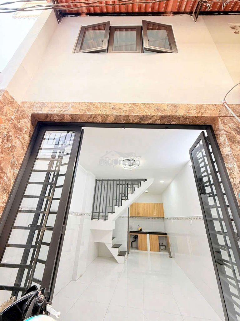 Nhà huỳnh tấn phát, tt nhà bè. 3,2m x 7,5m, trệt lầu 2pn, 2 wc