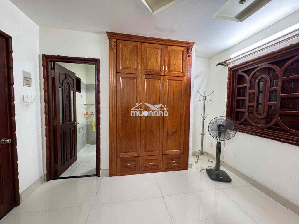 Cho thuê phòng đầy đủ nội thất mặt tiền đường lý phục man - 2