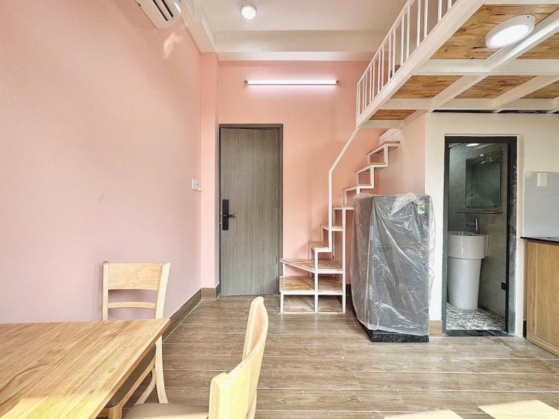 Phòng duplex ban công_máy giặt riêng_mặt tiền đường an ninh_gần đại học hồng bàng_văn lang_học viện cán bộ_uef - 4