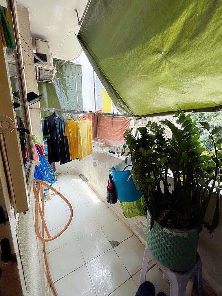 Cho thuê căn góc 2pn 58m2 c.cư 750/1bis nguyễn kiệm p4 pn lầu 1 10tr - 2